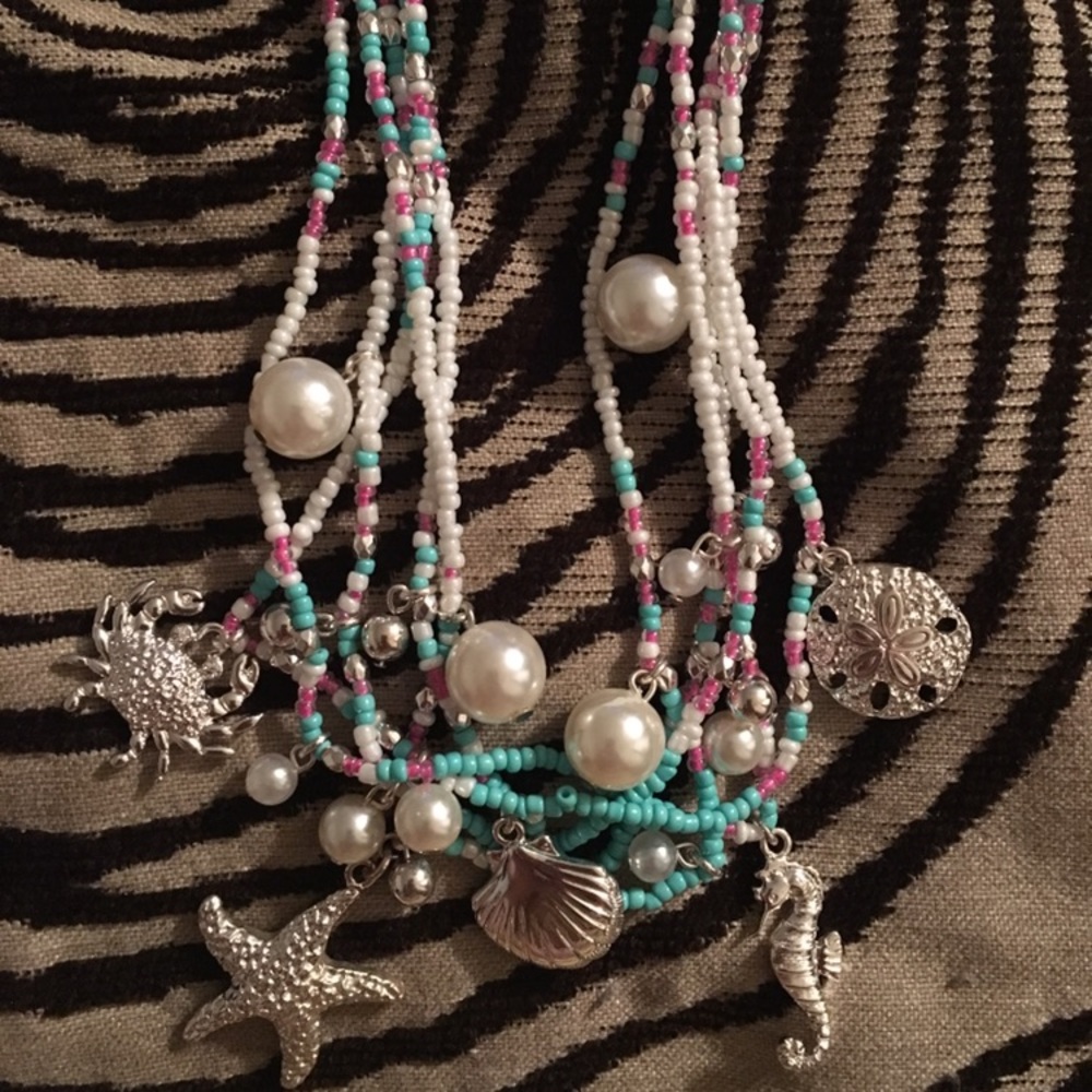 Beaded Sea Life Necklace & Earrings Set 🐚